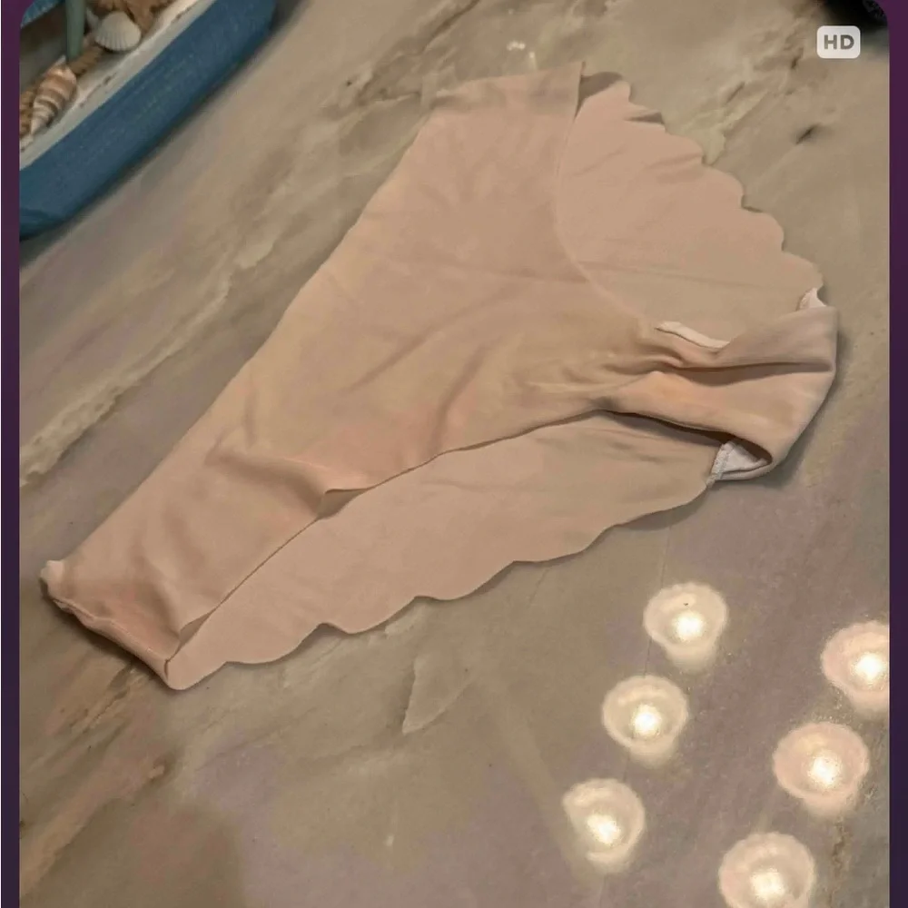 Scalloped Edge Nude panties LARGE